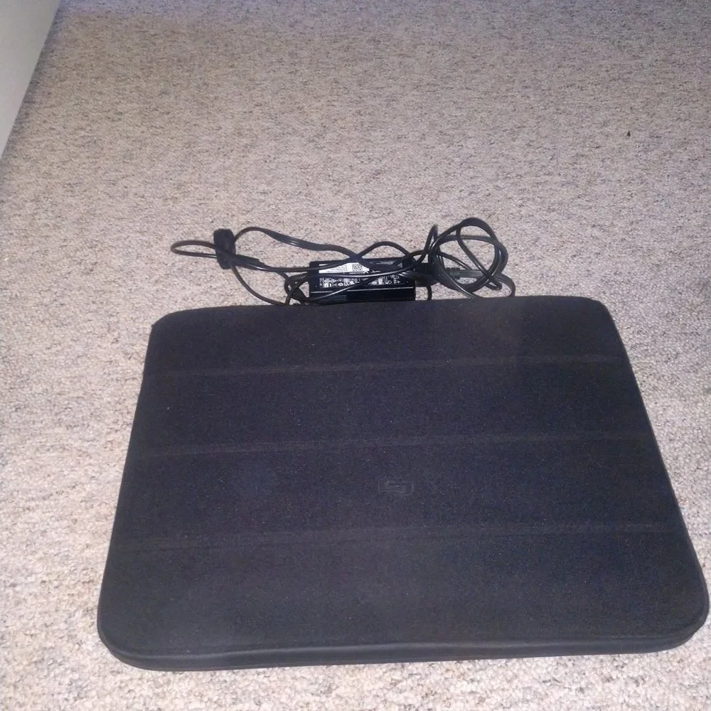 Dell Inspiron 5755 Laptop Bundle: Mouse, Case, Charger Included